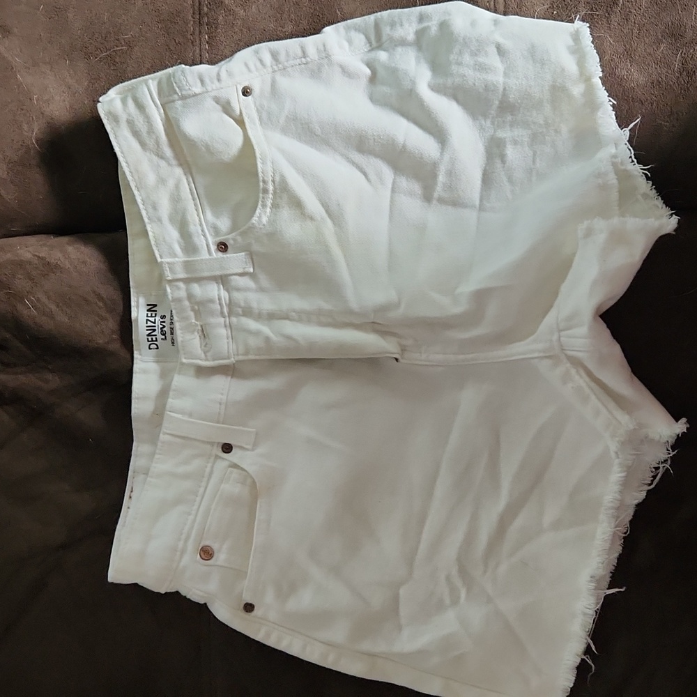Levi shorts